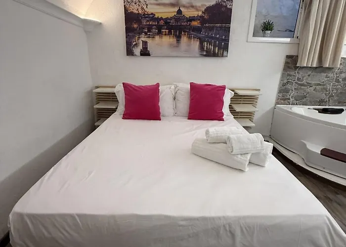 Appartamento Casa Chicca Monti - Idromassaggio 900 M Colosseo Roma