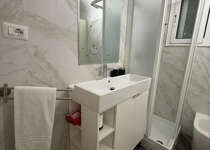 Appartamento Casa Chicca Monti - Idromassaggio 900 M Colosseo *